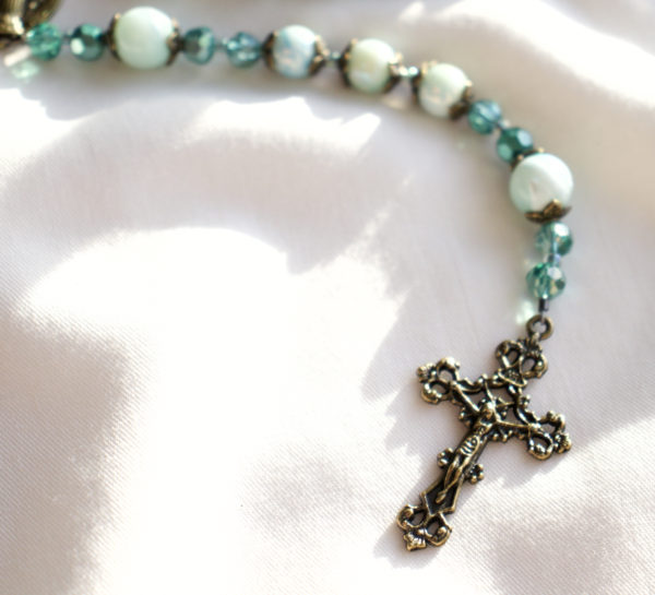 Green Shell Glass Bead Rosary - Image 4