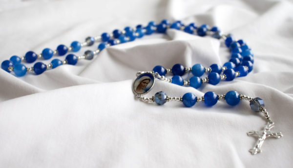 Domolite Blue Bead Wire Rosary - Image 6