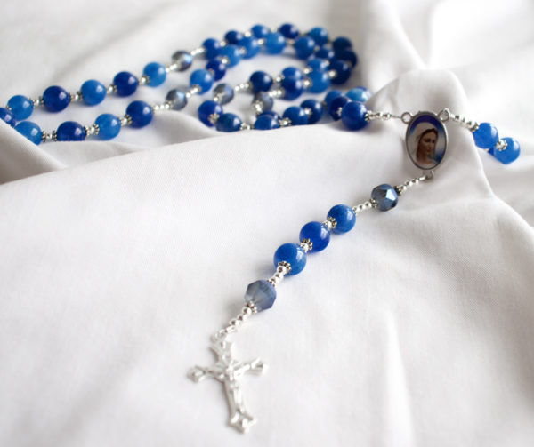 Domolite Blue Bead Wire Rosary