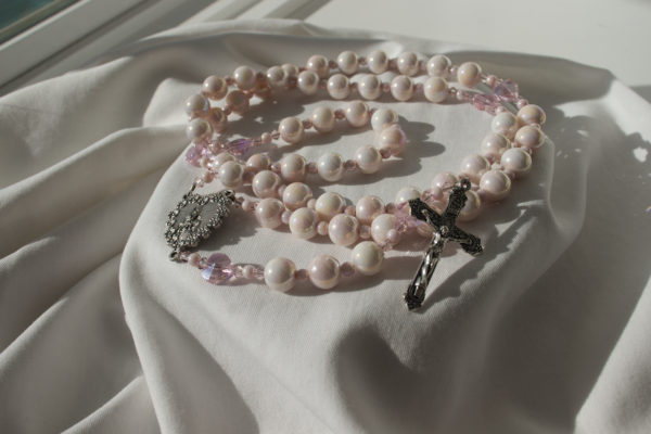 Pink Pearl Wire Rosary - Image 6