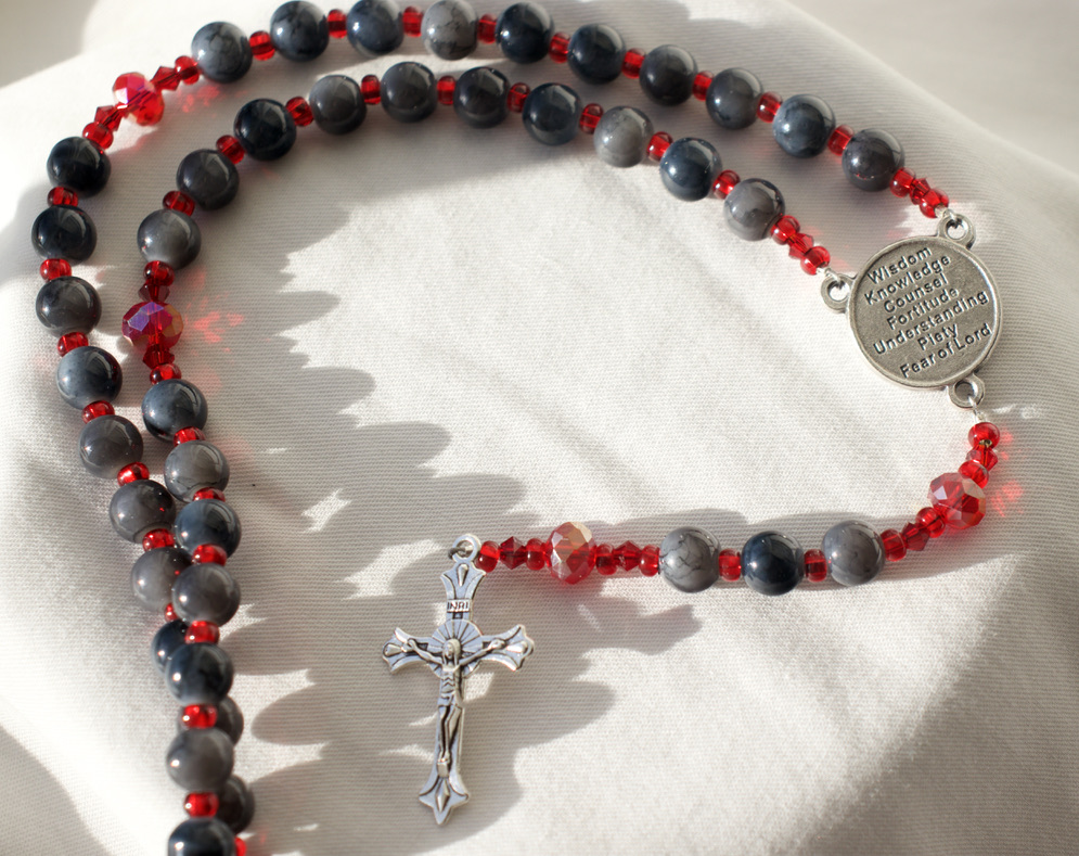 Gray Glass Bead Wire Rosary - Image 2