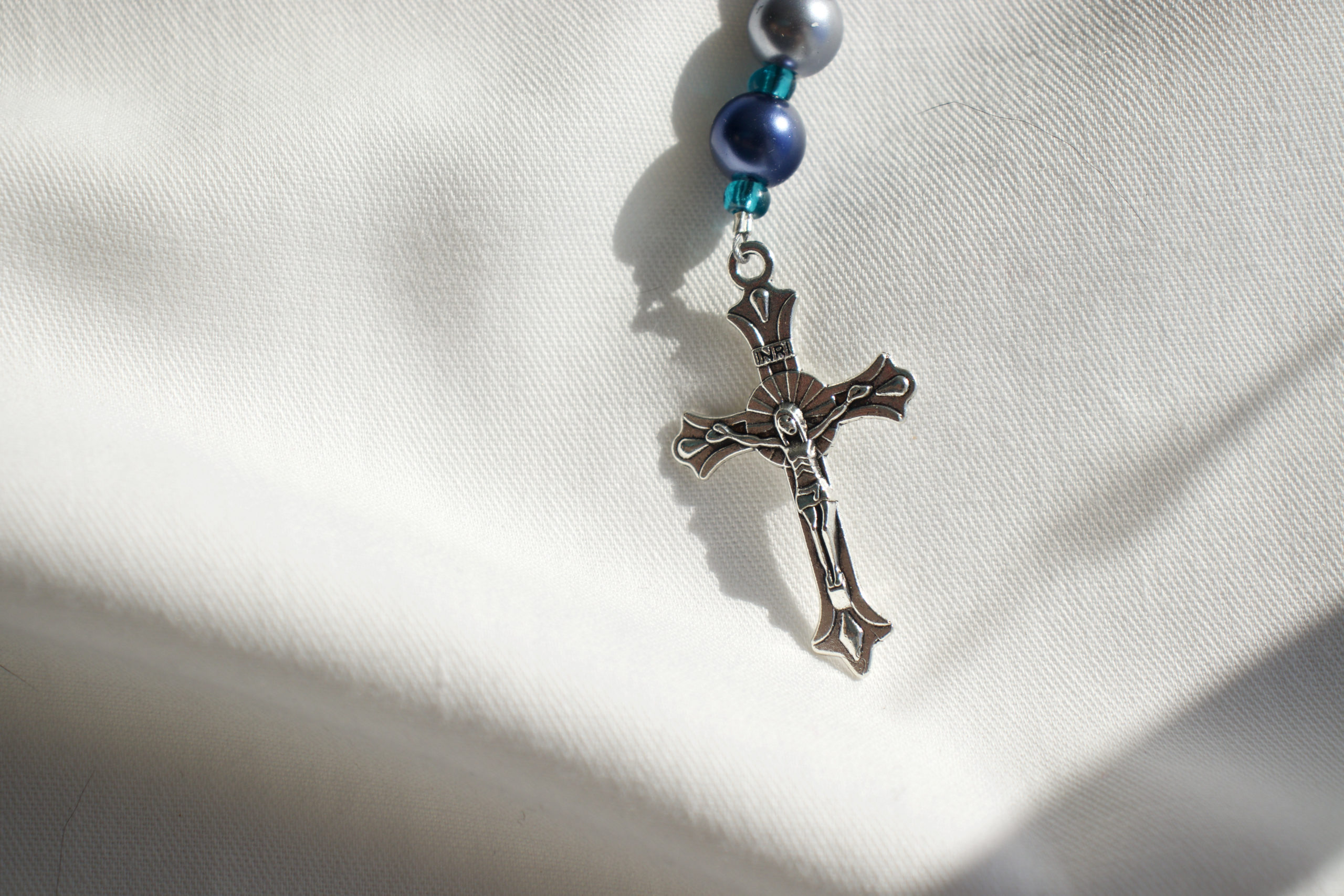 Gray Pearl Wire Rosary - Image 6