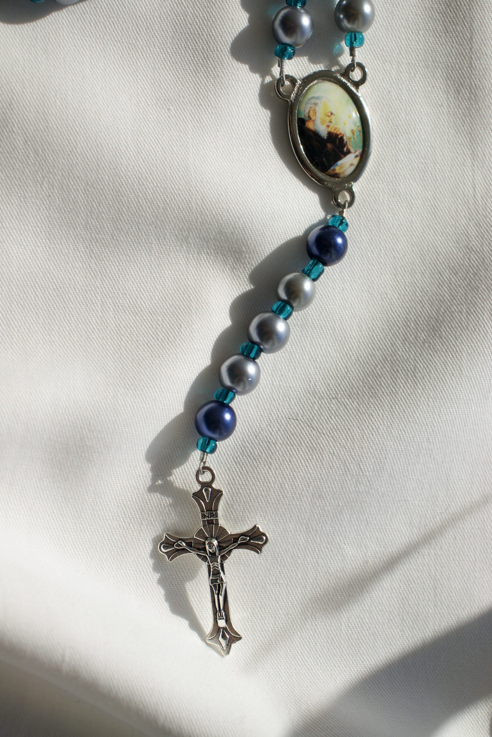 Gray Pearl Wire Rosary - Image 7