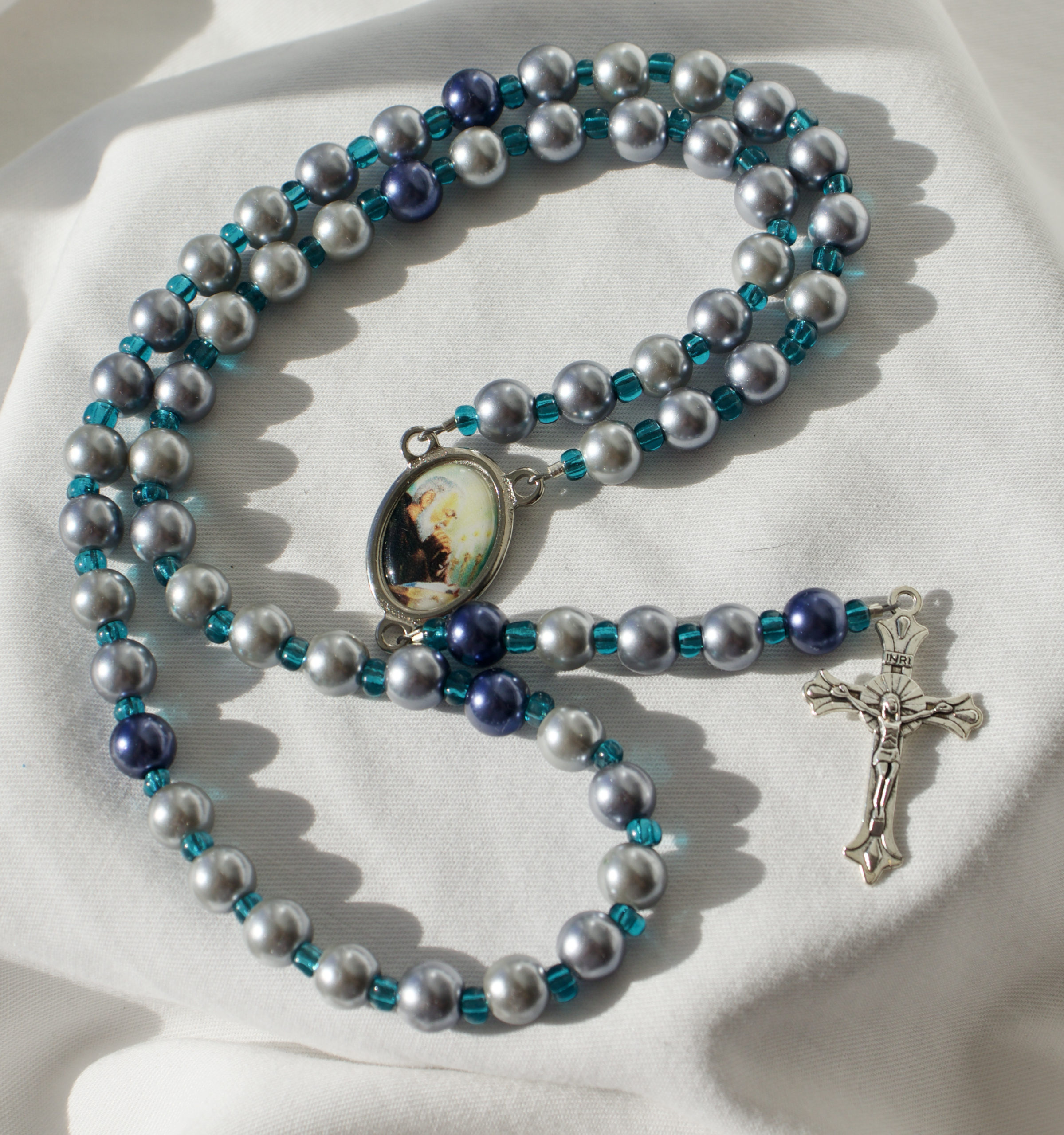 Gray Pearl Wire Rosary