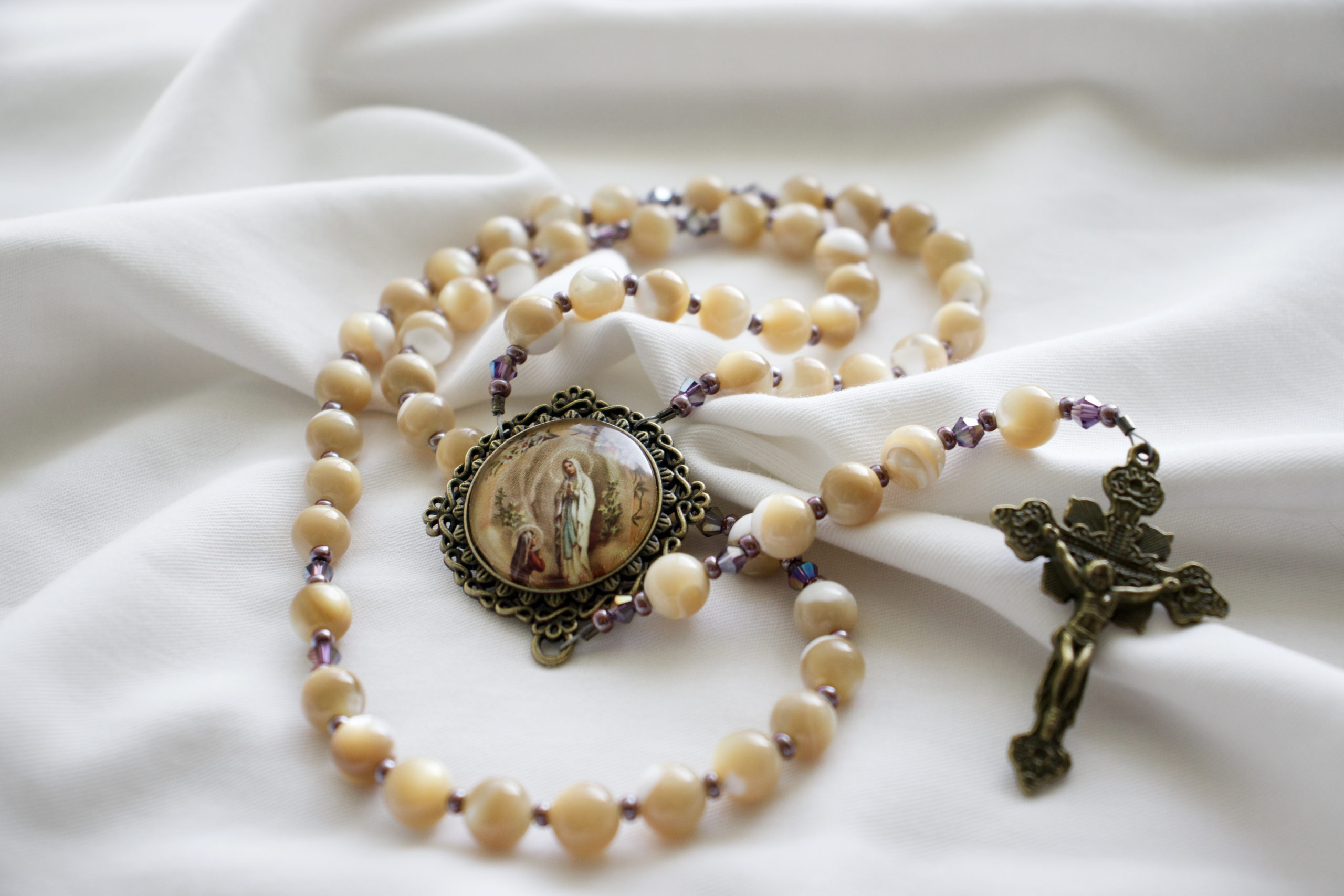 Mother of Pearl Wire Rosary - Image 10