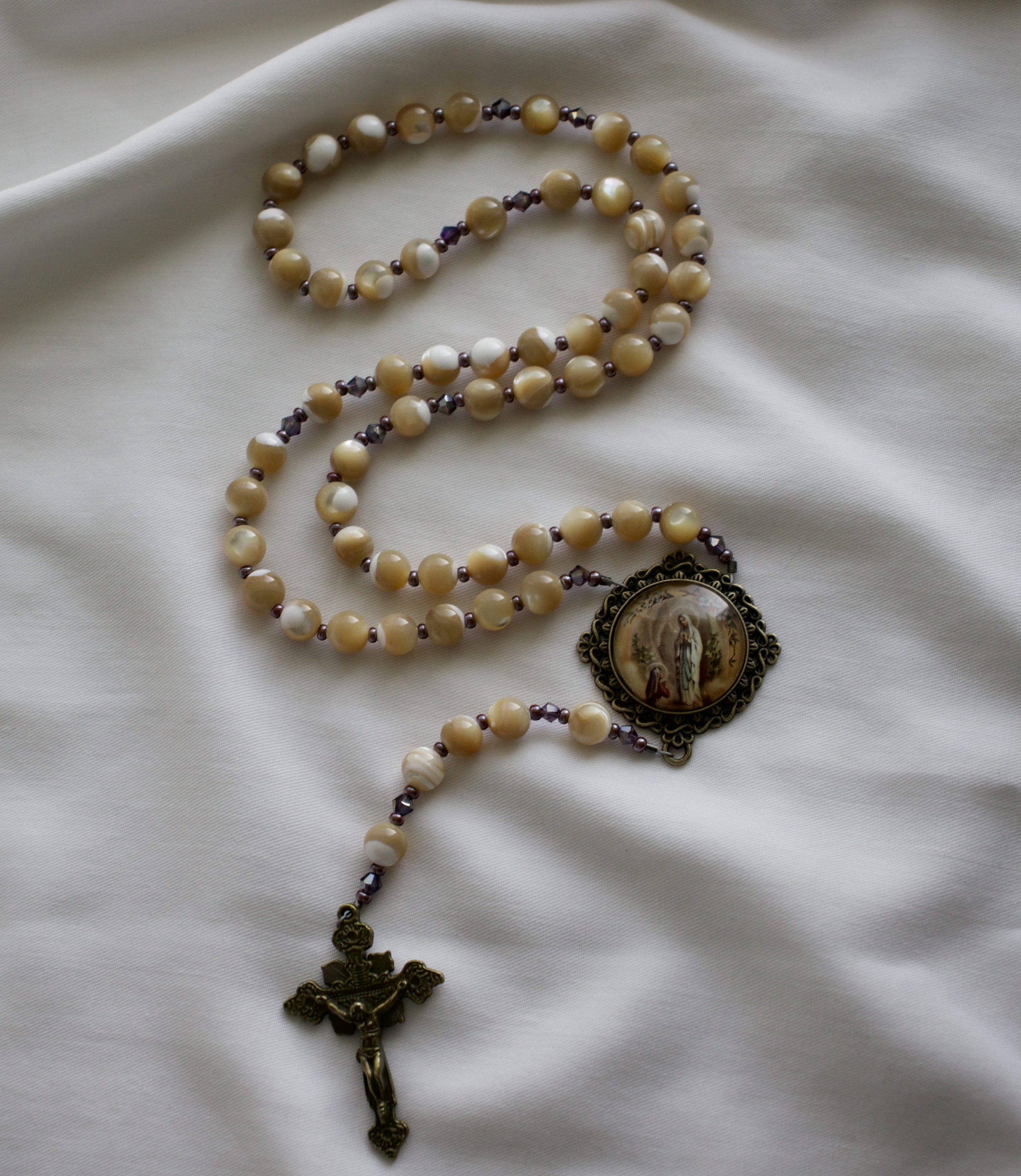 Mother of Pearl Wire Rosary - Image 3