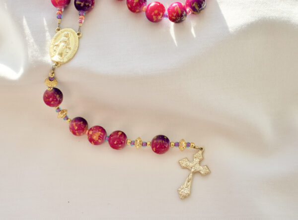 Pink and Purple Wire Rosary - Image 4